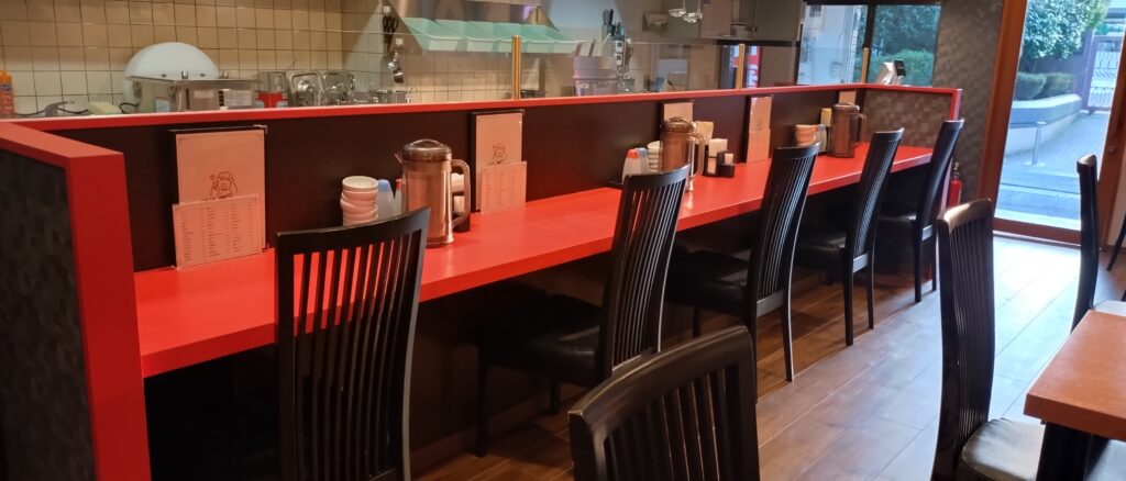 いっぺい飯店内観